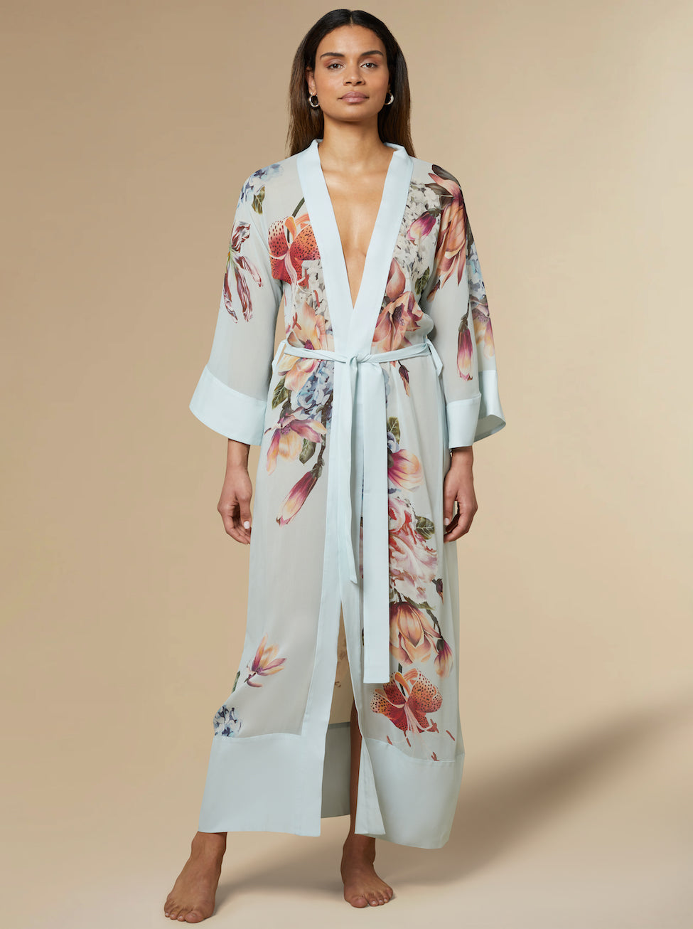17 Best Silk Robes For Women In 2023 - Silk & Satin Loungewear